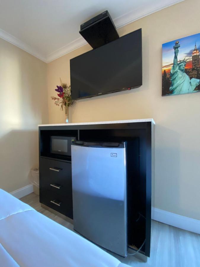 Relax Inn North Babylon Luaran gambar