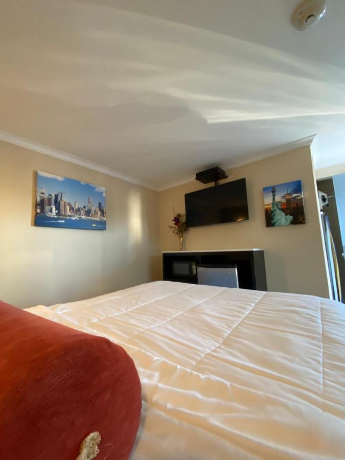 Relax Inn North Babylon Luaran gambar